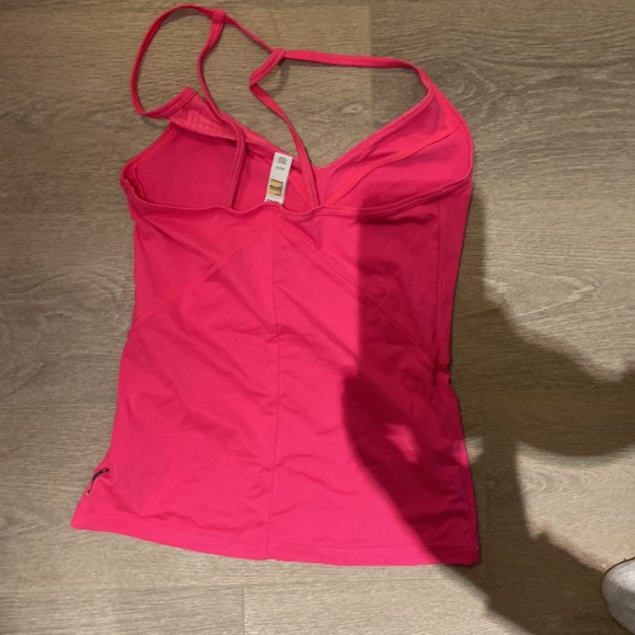 Pink lole workout tank - Picture 2 of 2